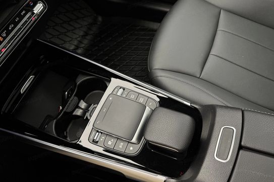 Mercedes GLB 250 mHEV 4-Matic Progressive 8G-DCT