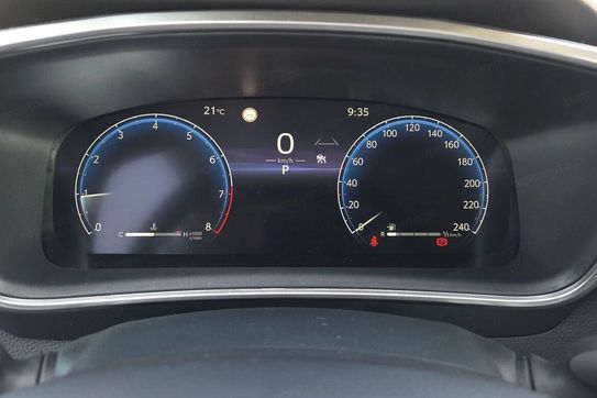 Toyota Corolla Comfort 1.5 benzyna