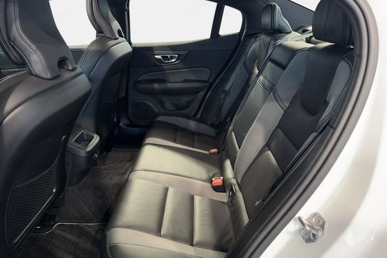 Volvo S60 T6 AWD R-Design