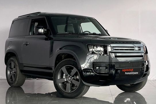 Land Rover Defender 90 D250 X-Dynamic SE