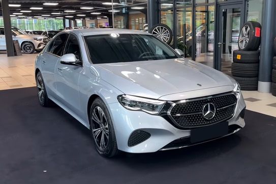 Mercedes Klasa E 220 d  4-Matic Avantgarde