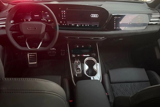 Audi A6 TDI quattro S line Avant