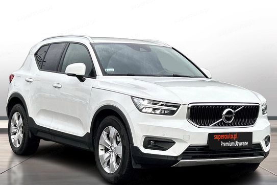 Volvo XC40 T3 Momentum Pro