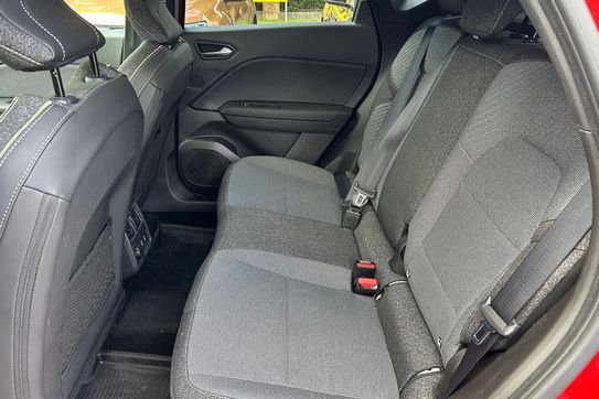 Renault Captur TCe mHEV Techno