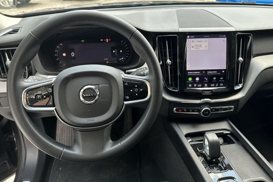 Volvo XC60 B4 B Plus Dark