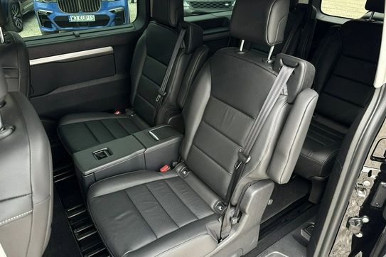 Peugeot Traveller 2.0 Business VIP