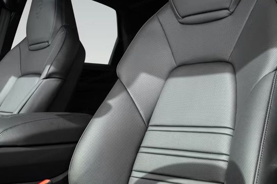 Porsche Cayenne Coupe Black Edition