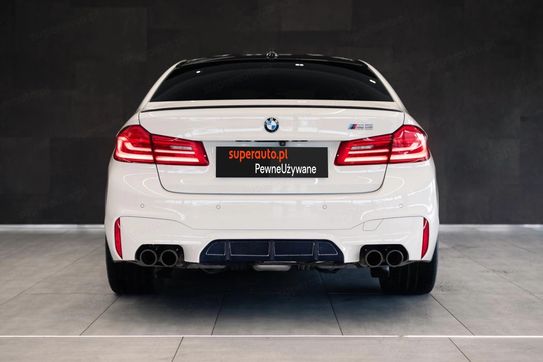 BMW Seria 5 M5