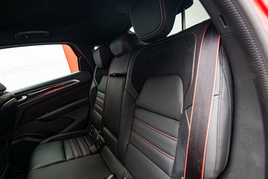 Renault Arkana 1.3 TCe mHEV R.S. Line EDC