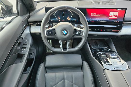 BMW Seria 5 520d xDrive M Sport