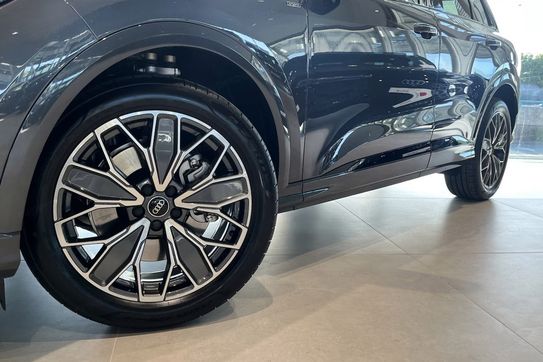 Audi Q5 e-Hybrid quattro