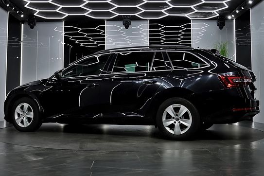 Skoda Superb 2.0 TDI Ambition DSG