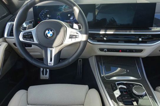 BMW X5 M60i xDrive