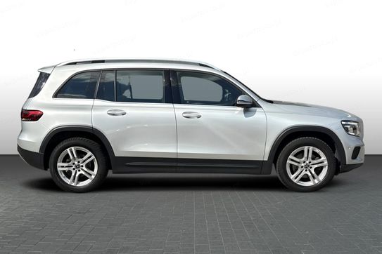 Mercedes GLB 200