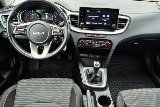 Kia Ceed 1.5 T-GDI M