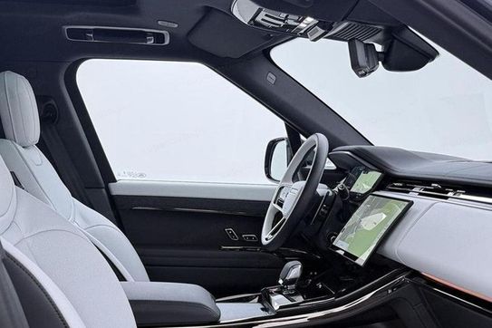 Land Rover Range Rover Sport D300 Dynamic SE