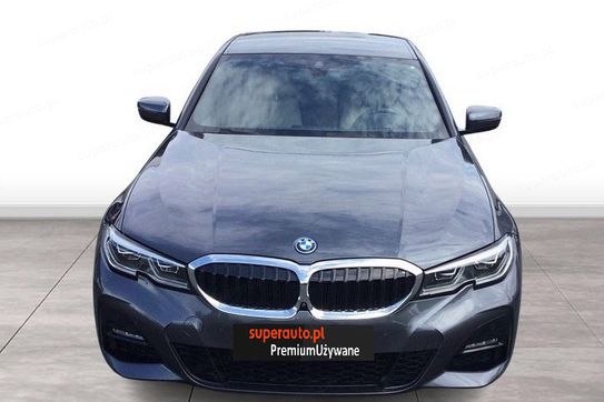 BMW Seria 3 330e xDrive M Sport
