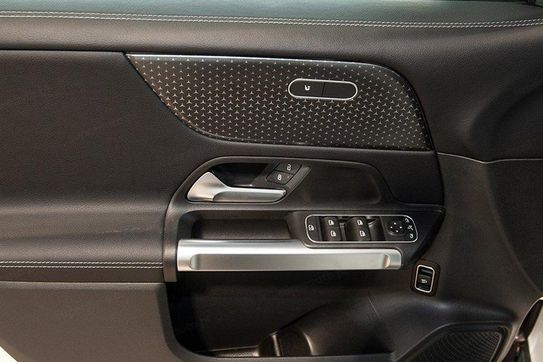 Mercedes GLB 200 Progressive