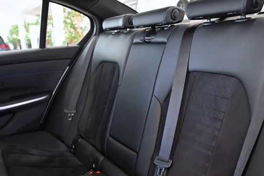 BMW Seria 3 318d M Sport