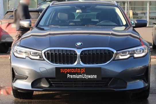BMW Seria 3 Touring 320d xDrive Sport Line