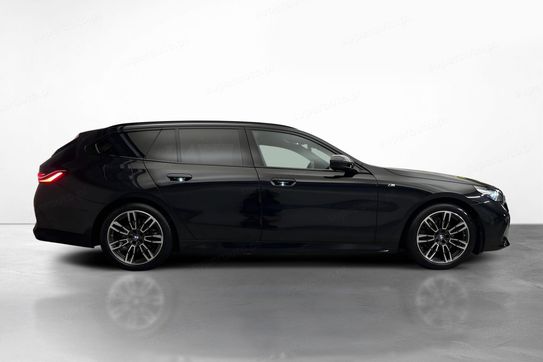 BMW Seria 5 520d xDrive mHEV M Sport aut