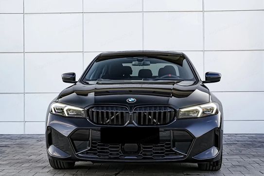 BMW Seria 3 330i xDrive M Sport