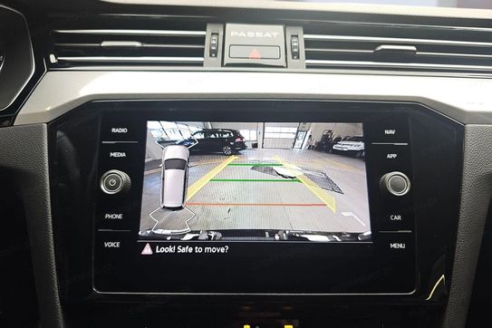 Volkswagen Passat 1.5 TSI Business DSG