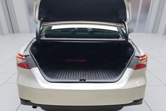 Toyota Camry 2.5 Hybrid Prestige
