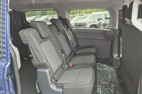 Volkswagen Transporter Kombi TDI L1H1