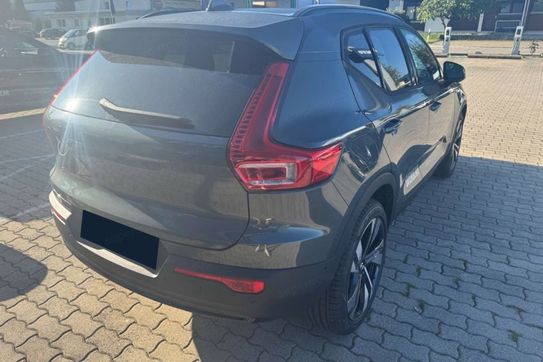 Volvo XC40 B4 Plus Dark