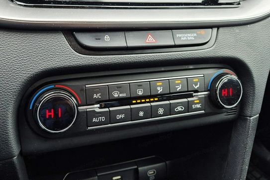 Kia Ceed 1.5 T-GDI M