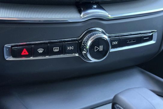 Volvo XC60 B4 B Plus Bright