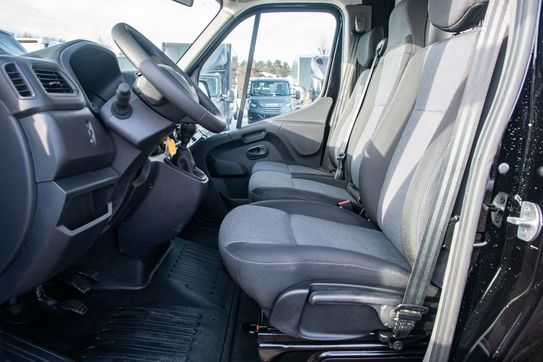 Renault Master L3 Zabudowa Wystawowa TYP PRO