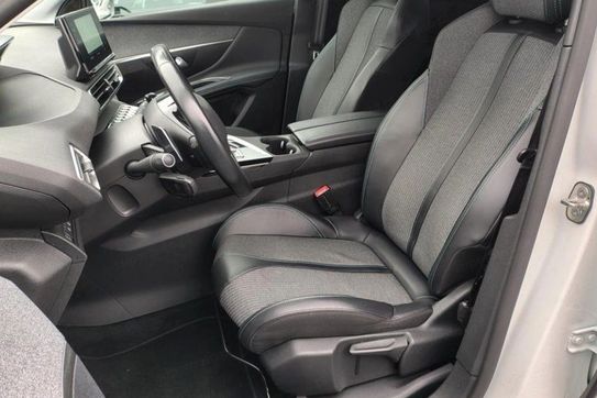 Peugeot 3008 1.5 BlueHDi Allure Pack S&S EAT8
