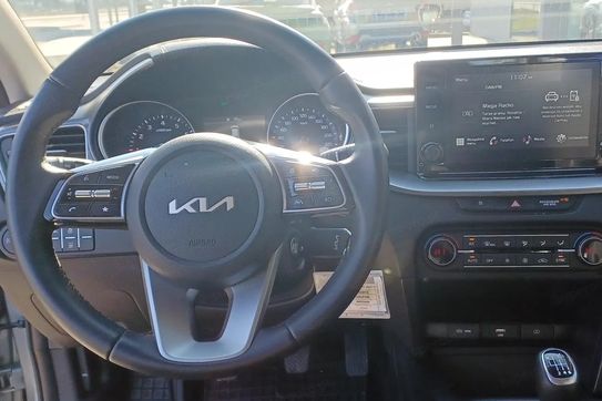 Kia Ceed 1.5 T-GDI M