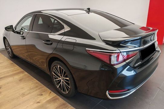 Lexus ES 300h Business Edition 2.5 E-CVT