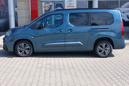 Toyota Proace City Verso Long 1.5 d-4D Family