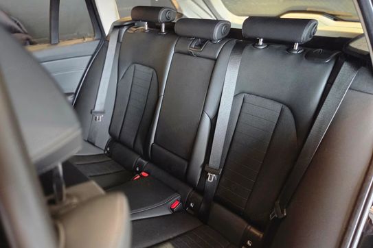 BMW Seria 3 318d mHEV aut