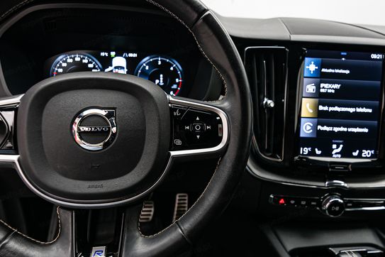 Volvo XC60 D AWD R-Design aut