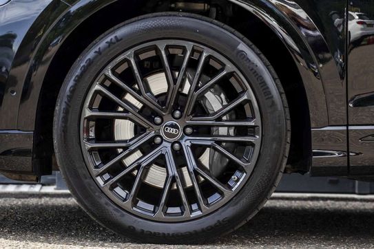 Audi Q8 TFSI e quattro