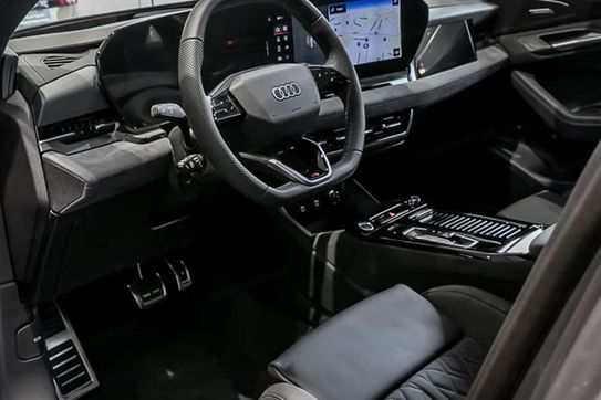 Audi Q6 e-tron S line