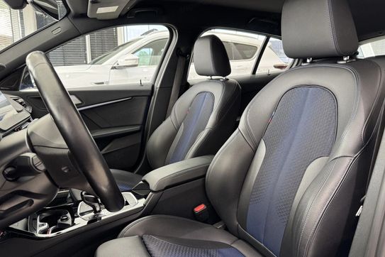 BMW Seria 1 118i M Sport