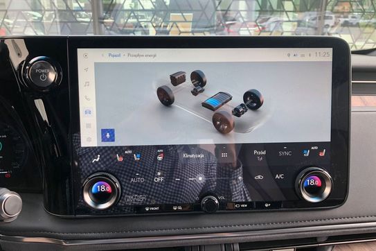 Lexus LM 350h Prestige