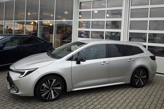 Toyota Corolla Style 2.0 Hybrid Dynamic Force