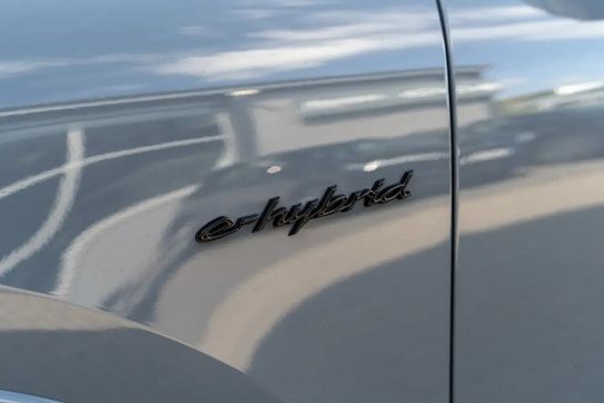 Porsche Cayenne Coupe E-Hybrid Black Edition