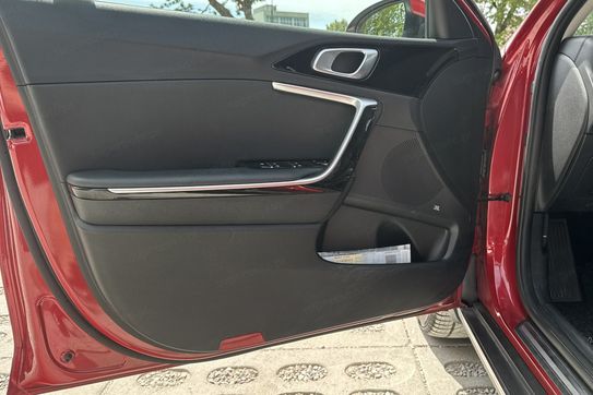 Kia XCeed Business Line 1.6 T-GDI  DCT