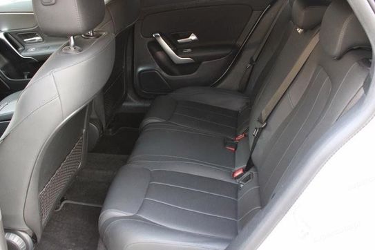 Mercedes CLA 200 d Progressive 8G-DCT