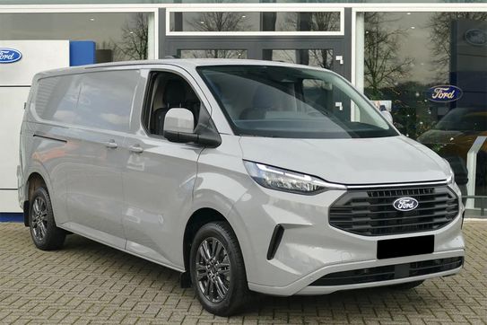Ford Transit Custom 320 L2H1 Limited A8