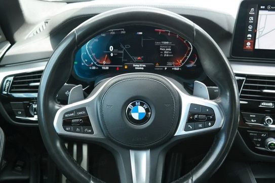 BMW Seria 5 540i xDrive M Sport sport-aut