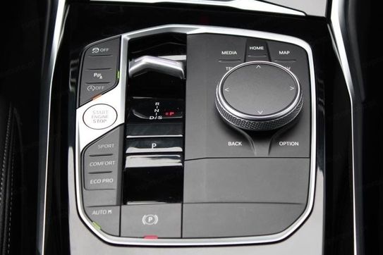 BMW Seria 3 320i xDrive